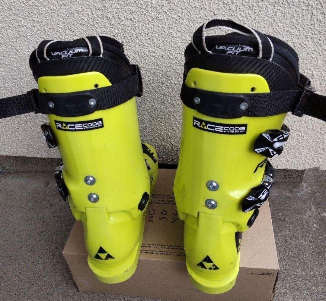 Fisher RC4 130 フィッシャー RC4 ブーツ