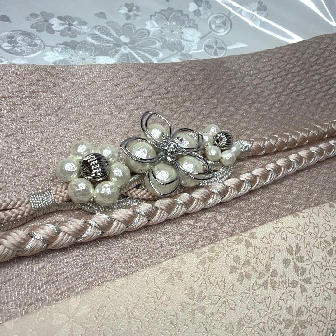 新品　クリーム　振袖用　2026年モデル　帯締め　帯揚げ　半襟　重ね襟　セット