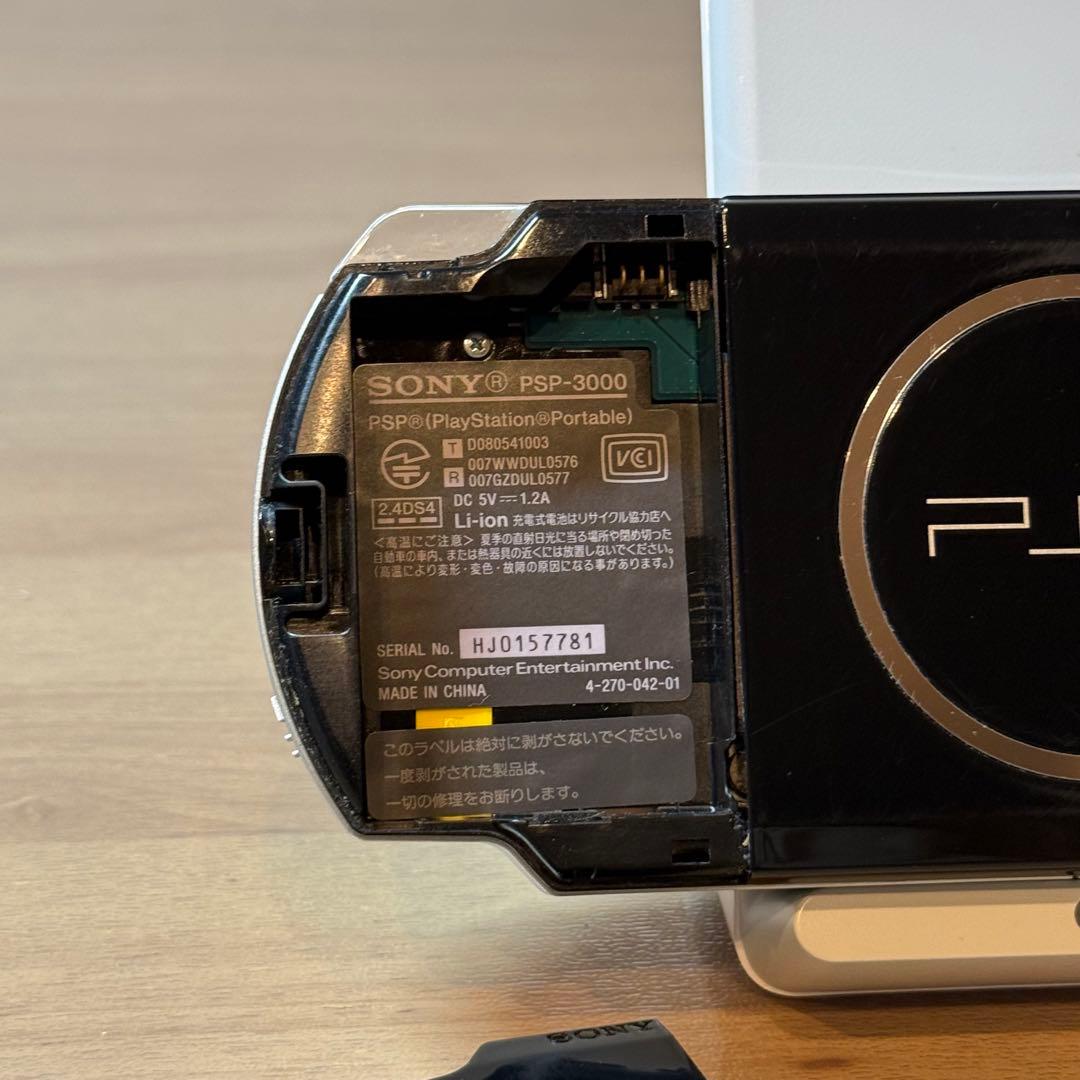 4-380 PSP-3000 ブラック