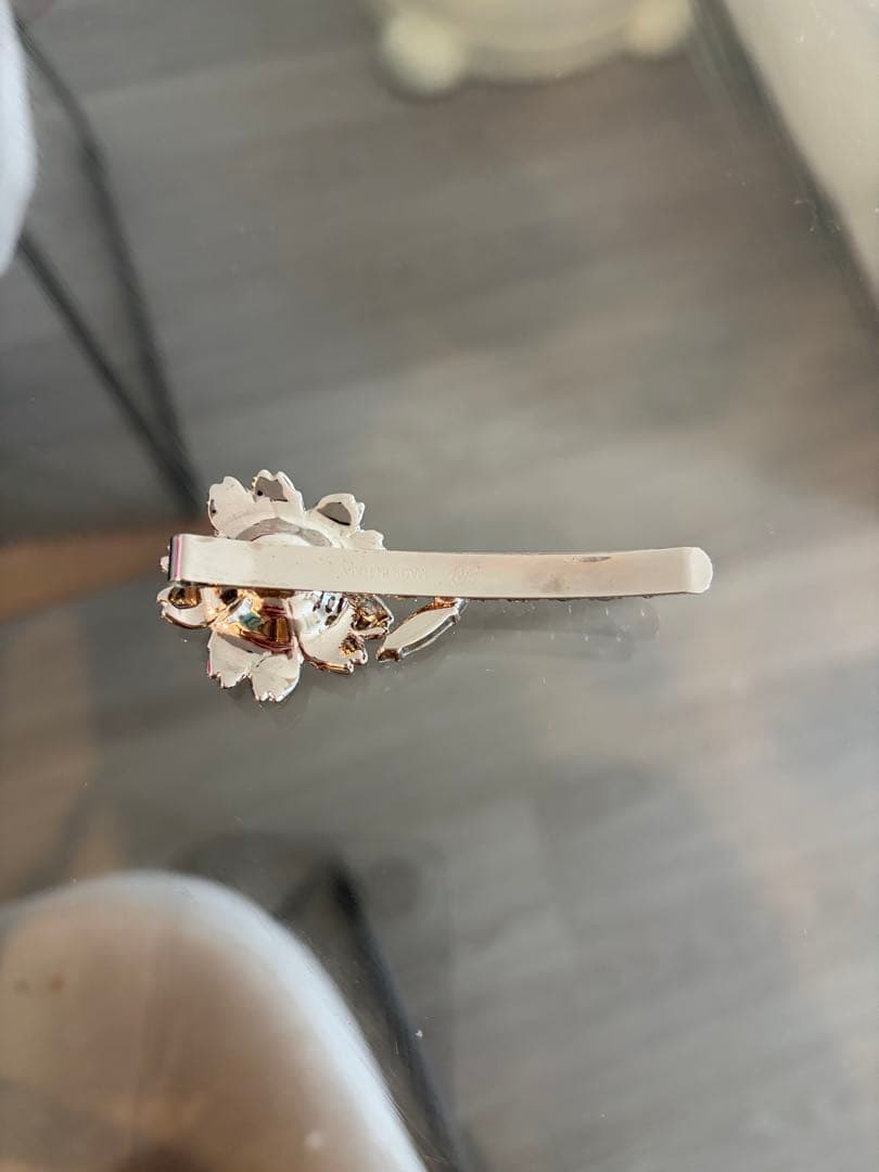 美品　ロジェヴィヴィエ　ヘアクリップ