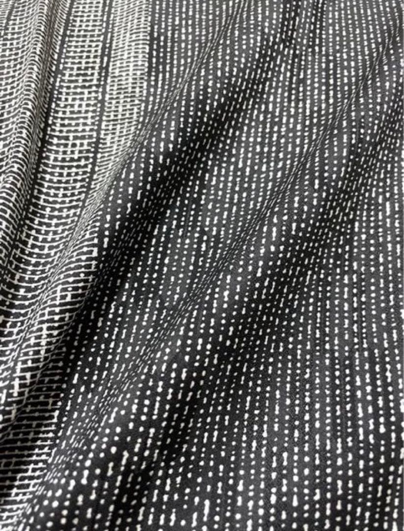 Aya モノトーン 染め 矢絣の地紋 モダン 残布 ガード加工