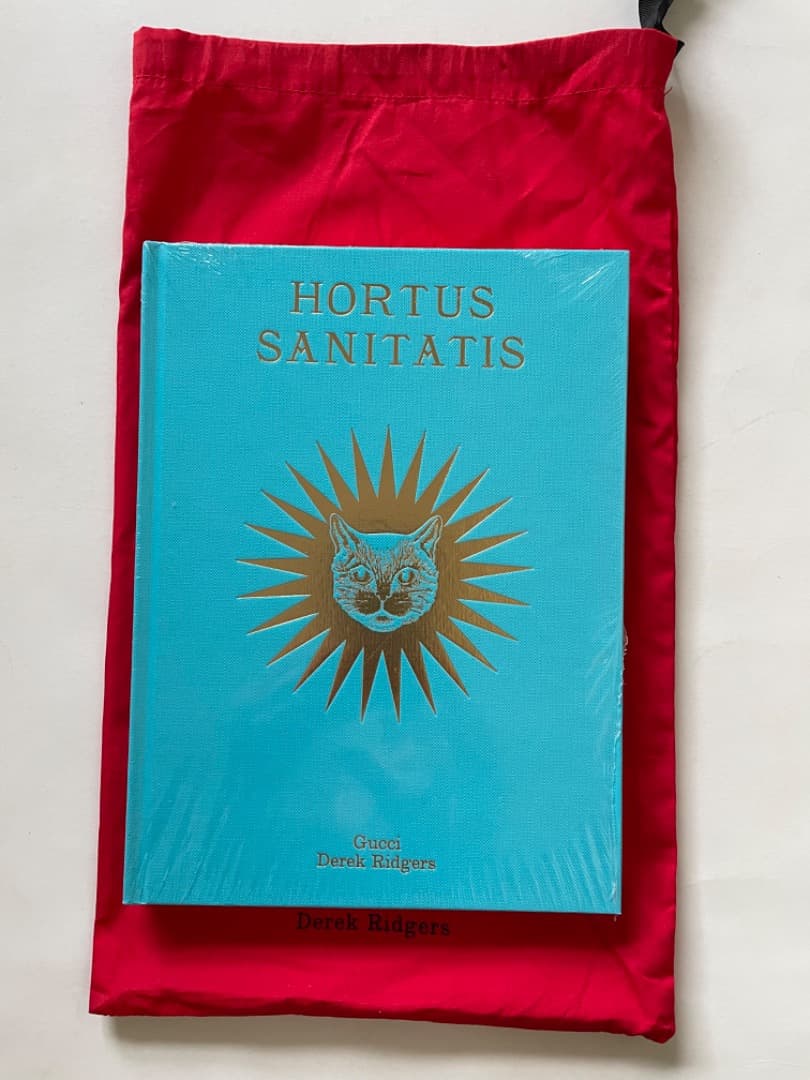 GUCCI 写真集 『Hortus Sanitatis』ポーチ付 未開封