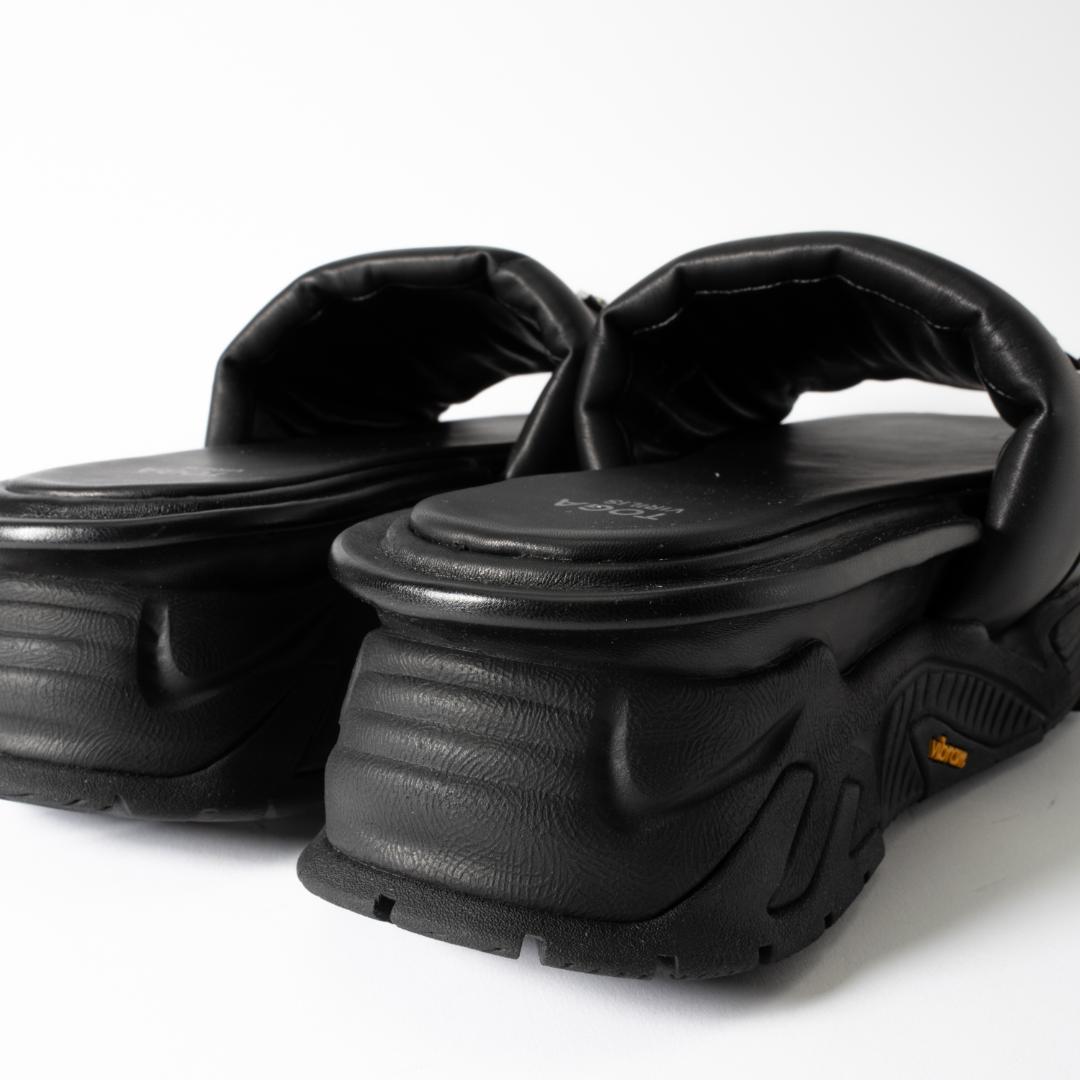 新品 TOGA VIRILIS BLACK SOFT LEATHER 43