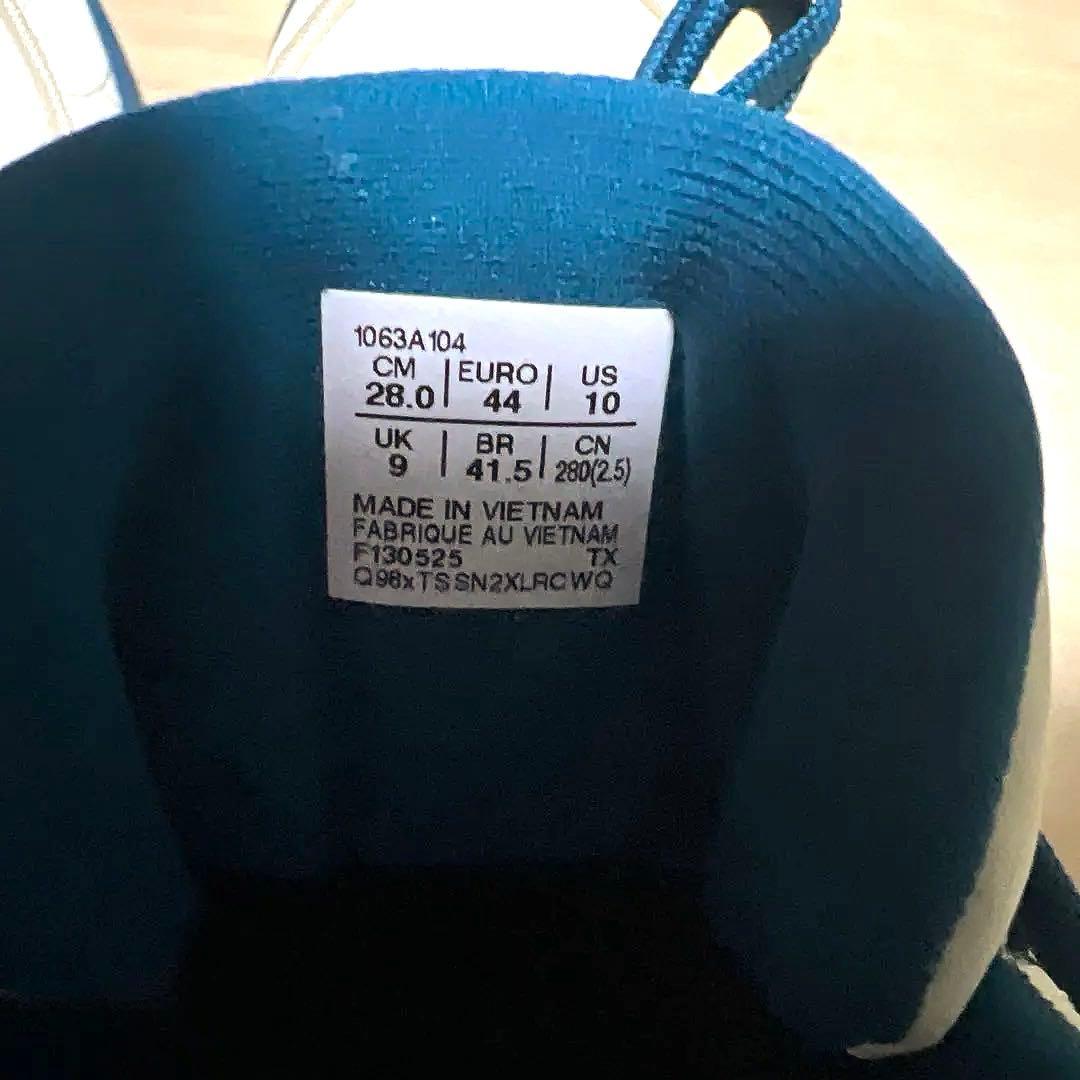 アシックス　UNPREARS3 28cm 新品　未使用