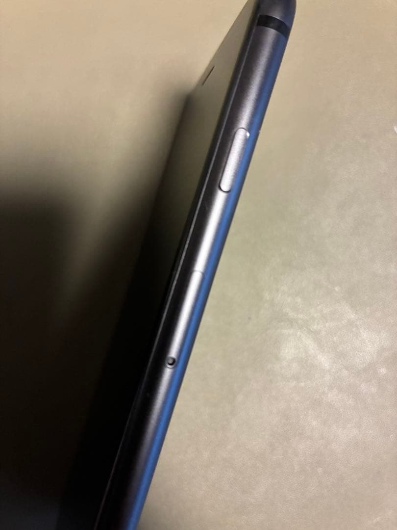 Apple iPhone 8 ブラック 本体 64GB