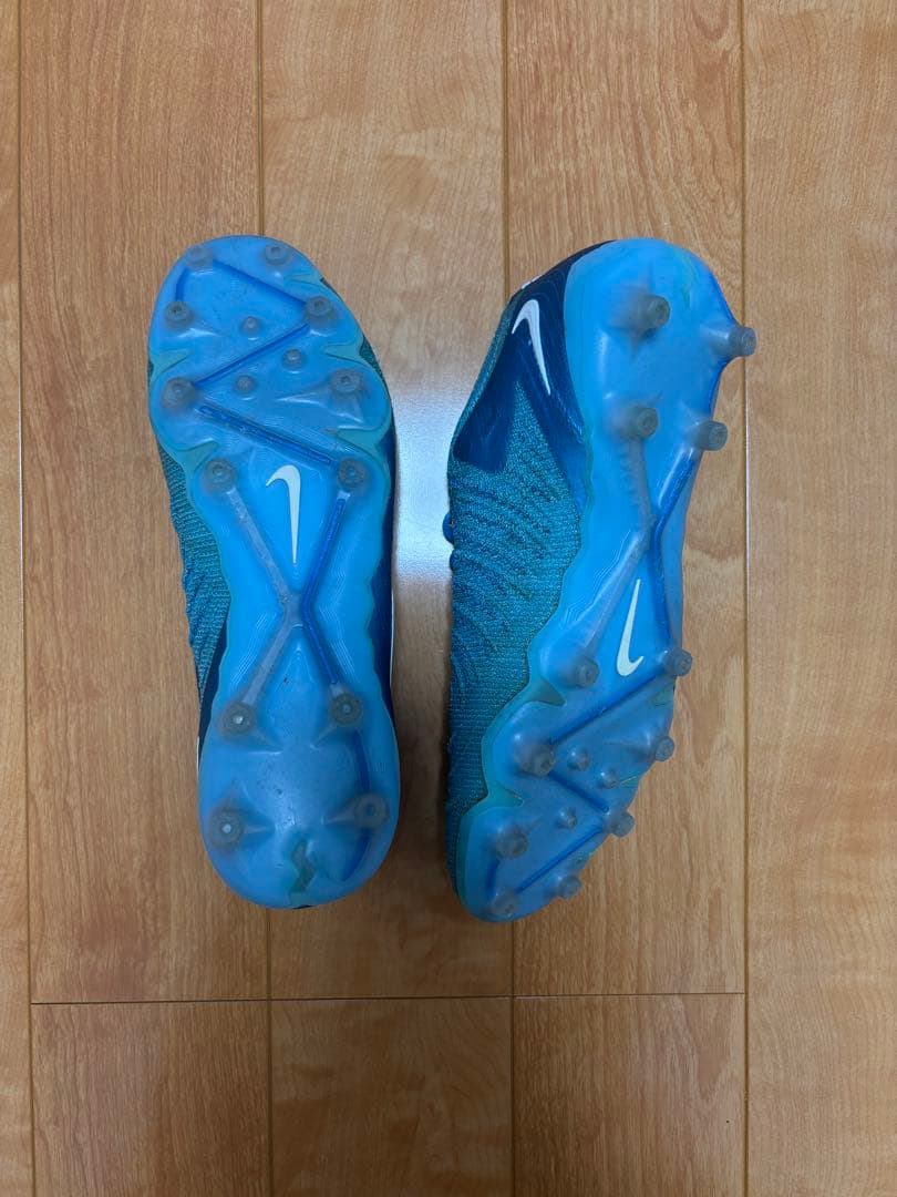 シューズ Nike Phantom Luna2