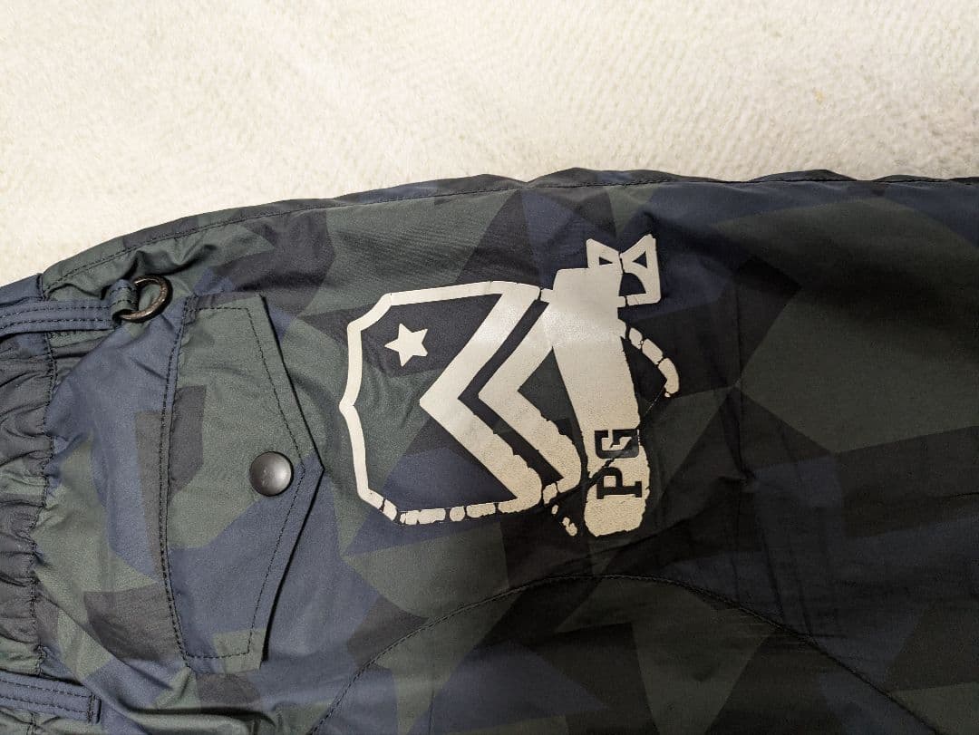 PG パーリーゲイツ　カモフラ柄　 パンツ　蓄熱素材