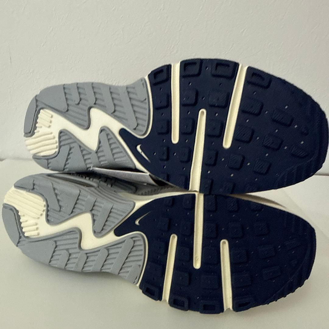 新品　NIKE エアマックス　24cm ナイキ