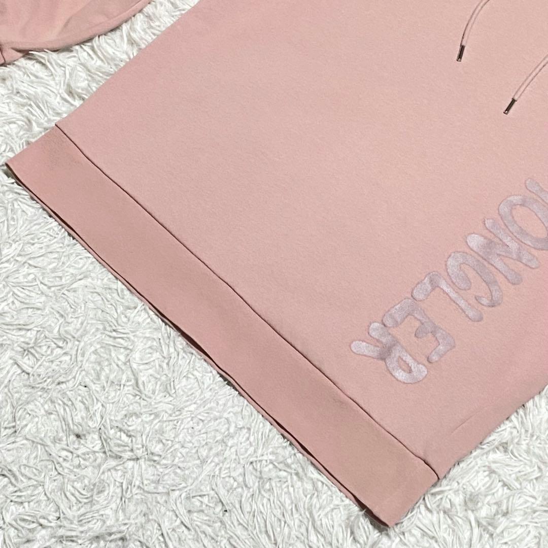 MONCLER・モンクレール・パーカー・ロゴプリント・ピンク・Lサイズ