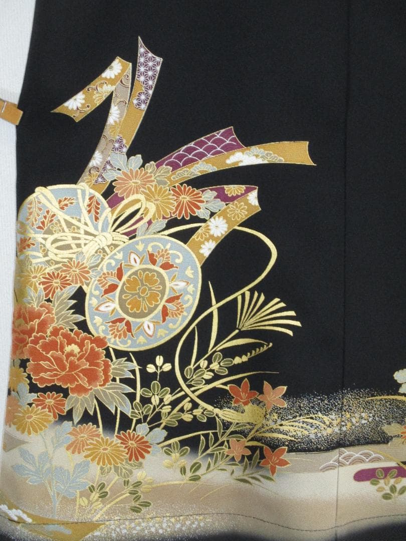 Ｌ～2Ｌサイズ　黒留袖からの着物リメイクドレスです 　着丈１２２cm