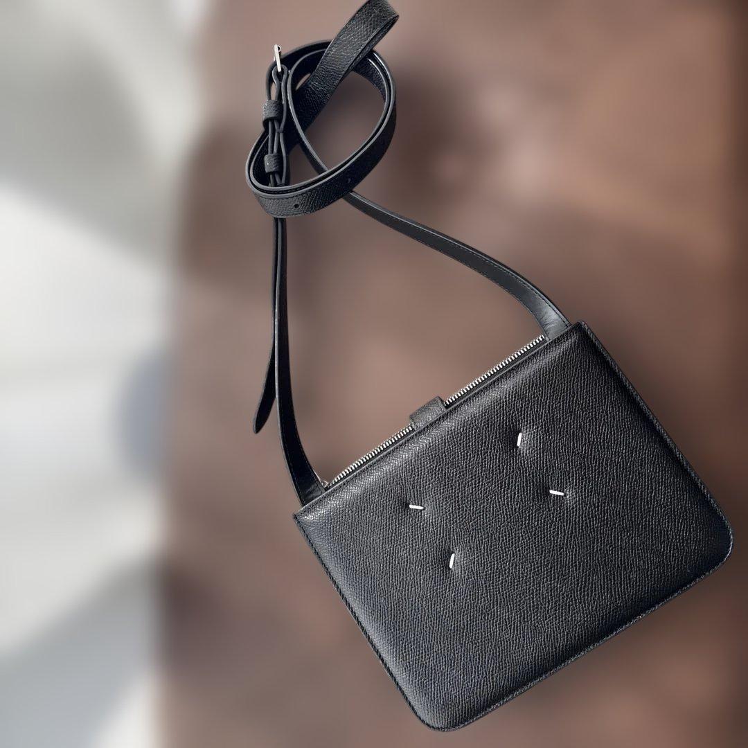 ANASさま専用⭐︎マルジェラ　斜め掛け　美品