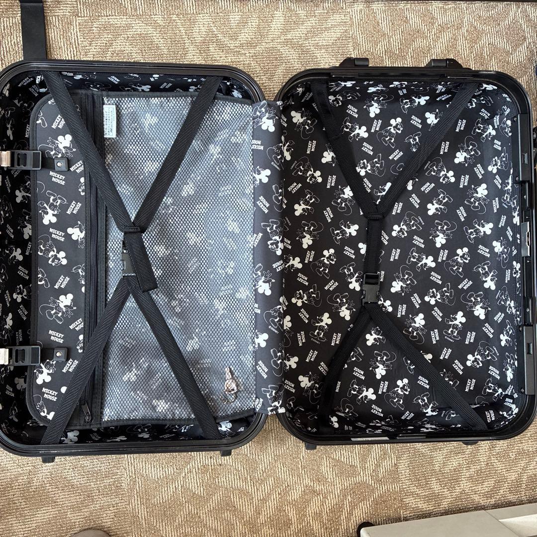 希少 美品 Disney ミッキー キャリーケース 鍵付 ハードケース 鍵付 黒