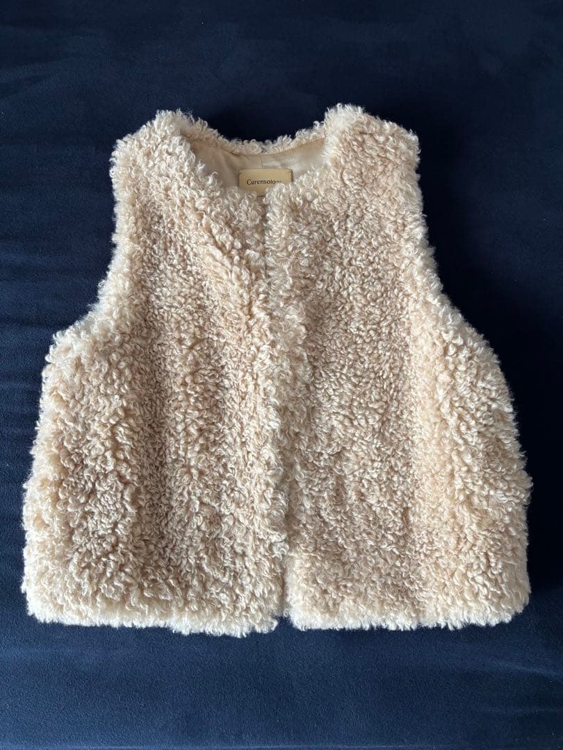 【美品】curensology カーリーショート ベスト