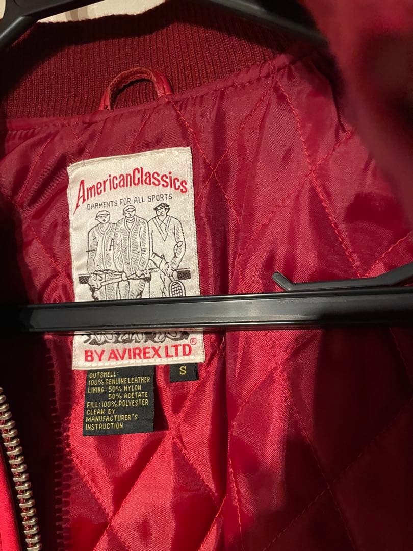 カ*デ様 AVIREX レザー スタジャン レッド バーシティジャケット　本革
