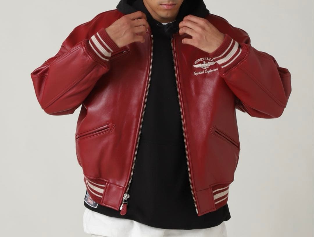カ*デ様 AVIREX レザー スタジャン レッド バーシティジャケット　本革