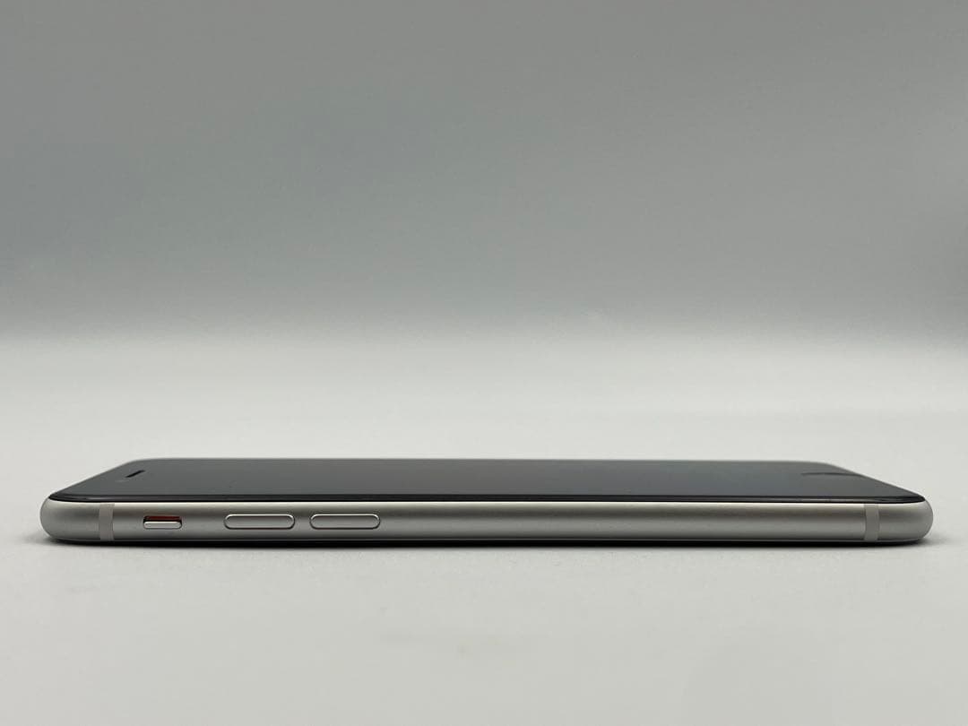 Apple iPhone SE (第二世代) A2296 64GB ホワイト