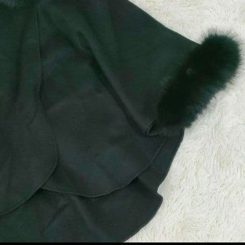 高級 グレースコンチネンタル フォックスファー取り外し可 フード付き ポンチョ