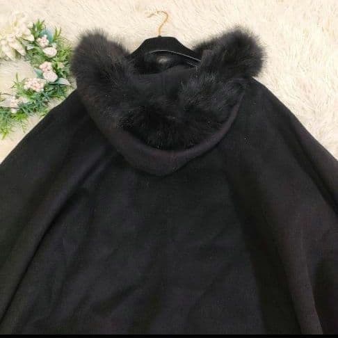 高級 グレースコンチネンタル フォックスファー取り外し可 フード付き ポンチョ