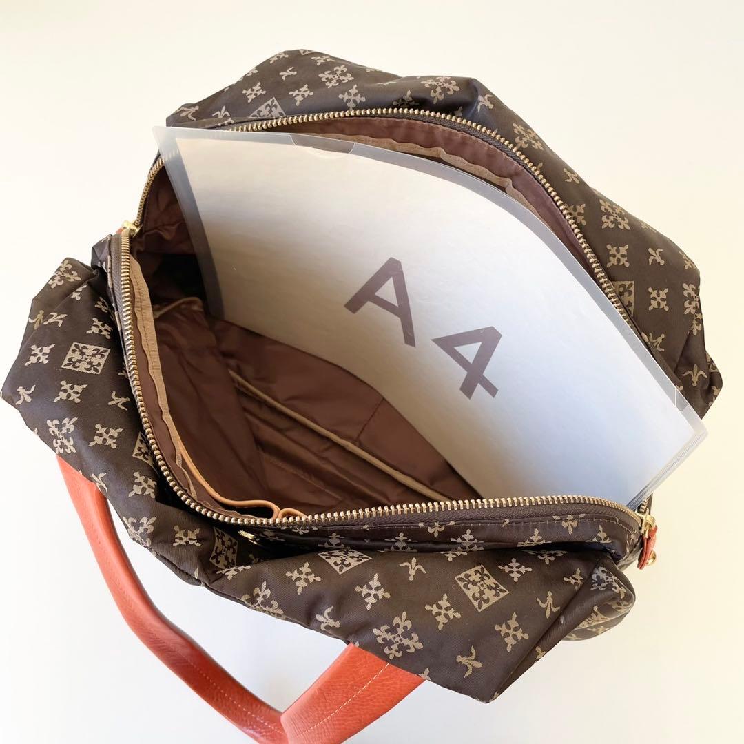 【極美品】russet トートバッグ ナイロン チャーム付き ラシット 軽量