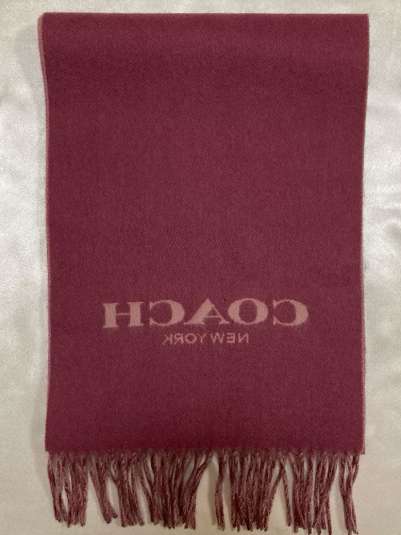 新品未使用　COACH コーチ マフラー ピンク、リバーシブル