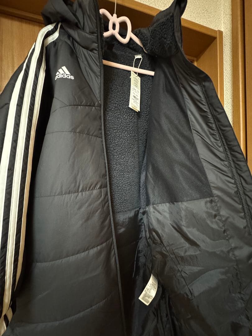 ☆新品☆adidas フード付きベンチコート 黒 ジュニア 150cm