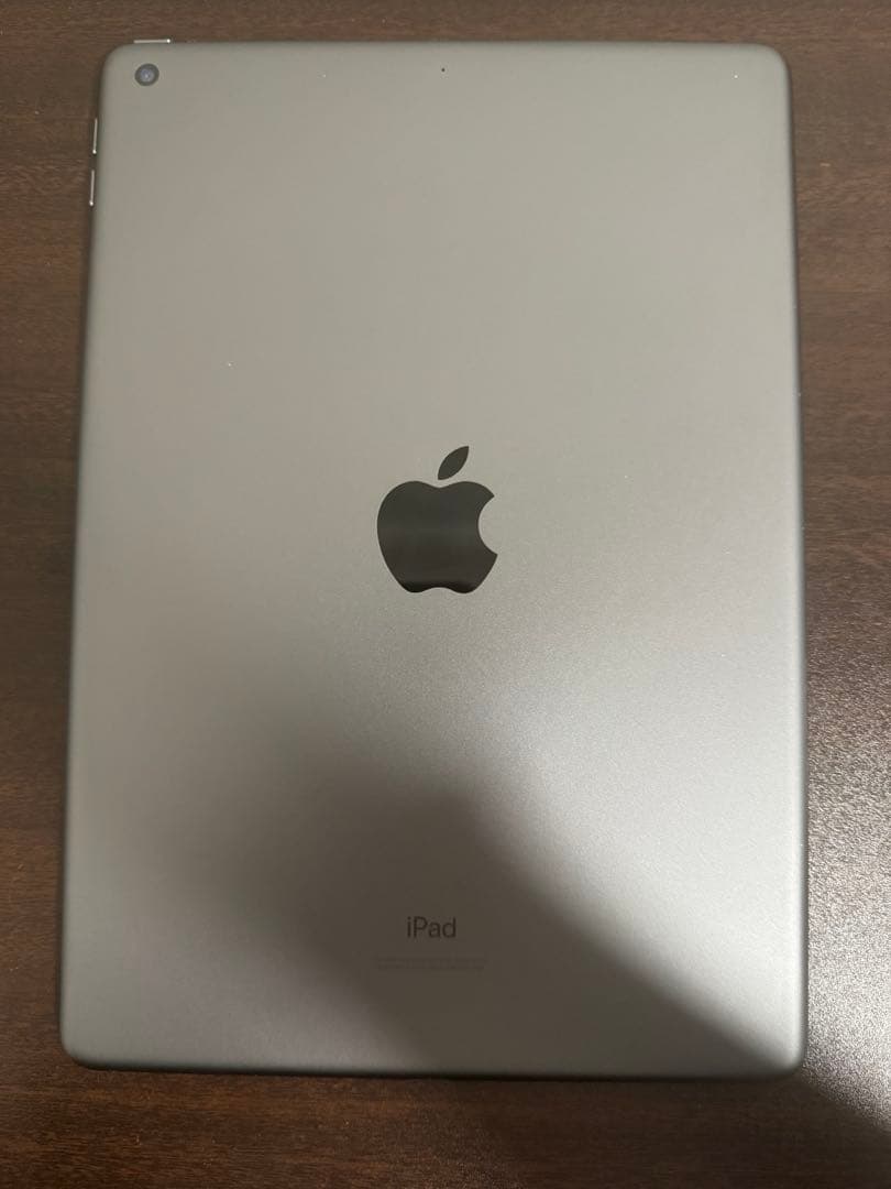 iPad 第8世代 スペースグレイ32GB Logicool トラックパッド