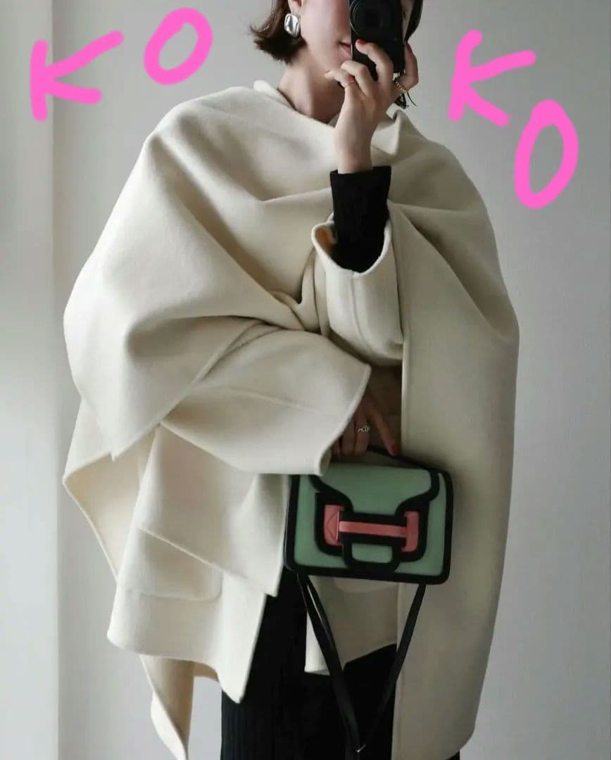 今季即完売　ZARA ウールケープコート