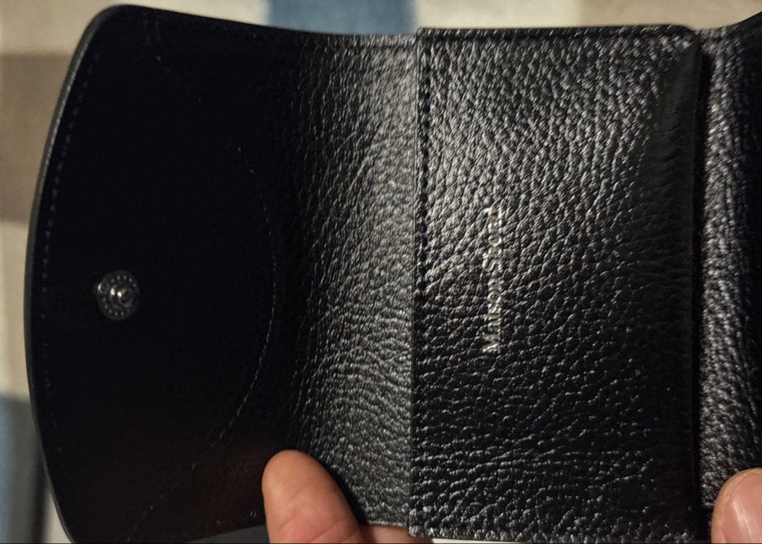 ミッキーマウスMaison Sbond 黒い三つ折り財布　メゾンエスボンド