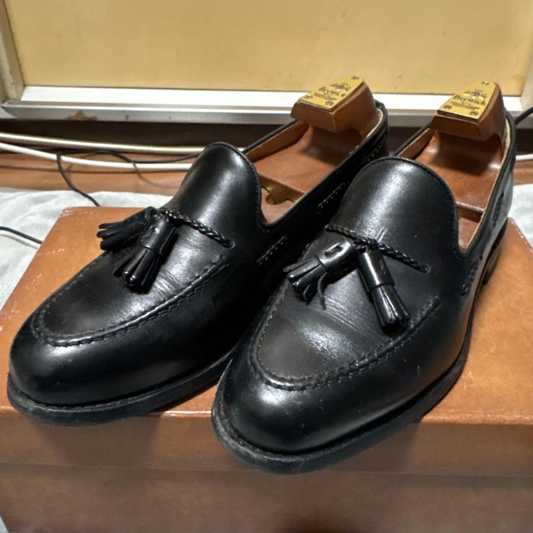 Berwick タッセル ローファー