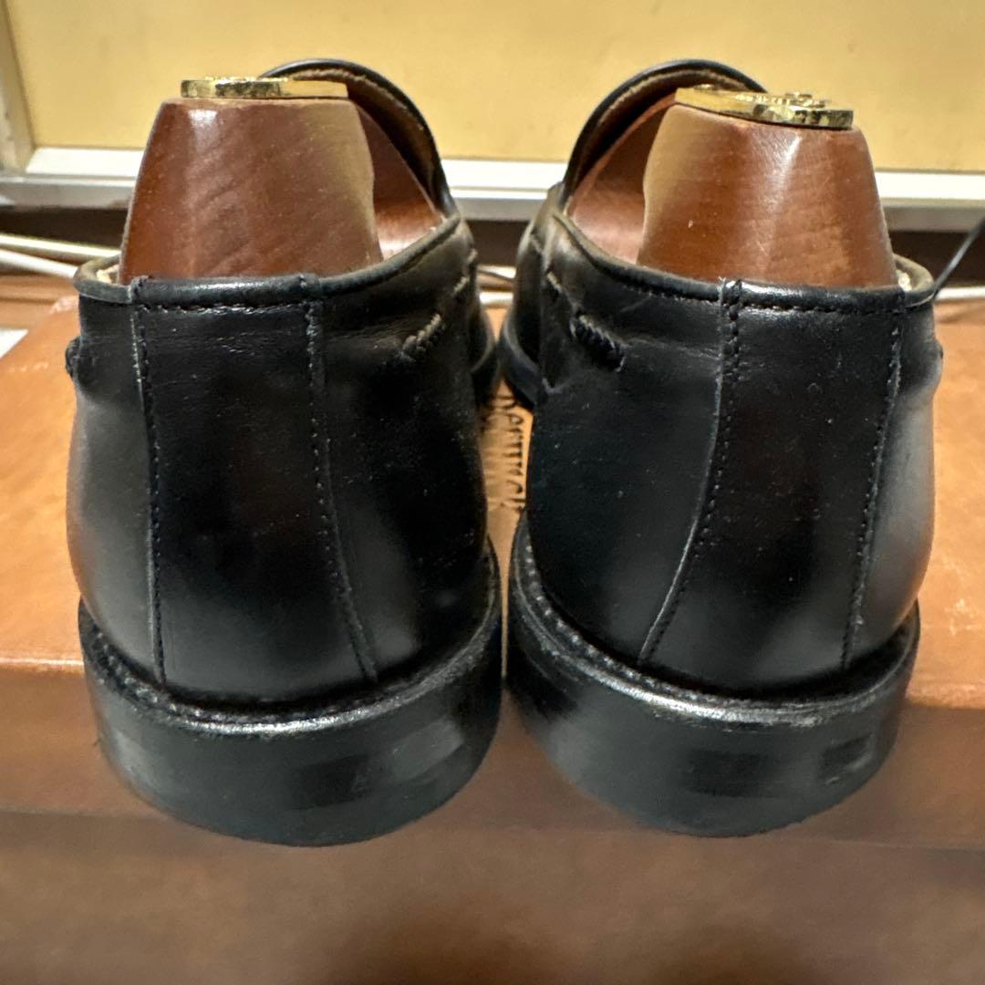 Berwick タッセル ローファー