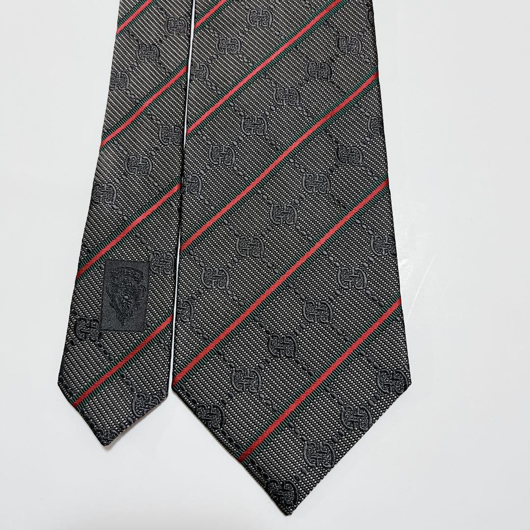 新品未使用 グッチ ネクタイ ハイブランド GG柄 インターロッキング 光沢