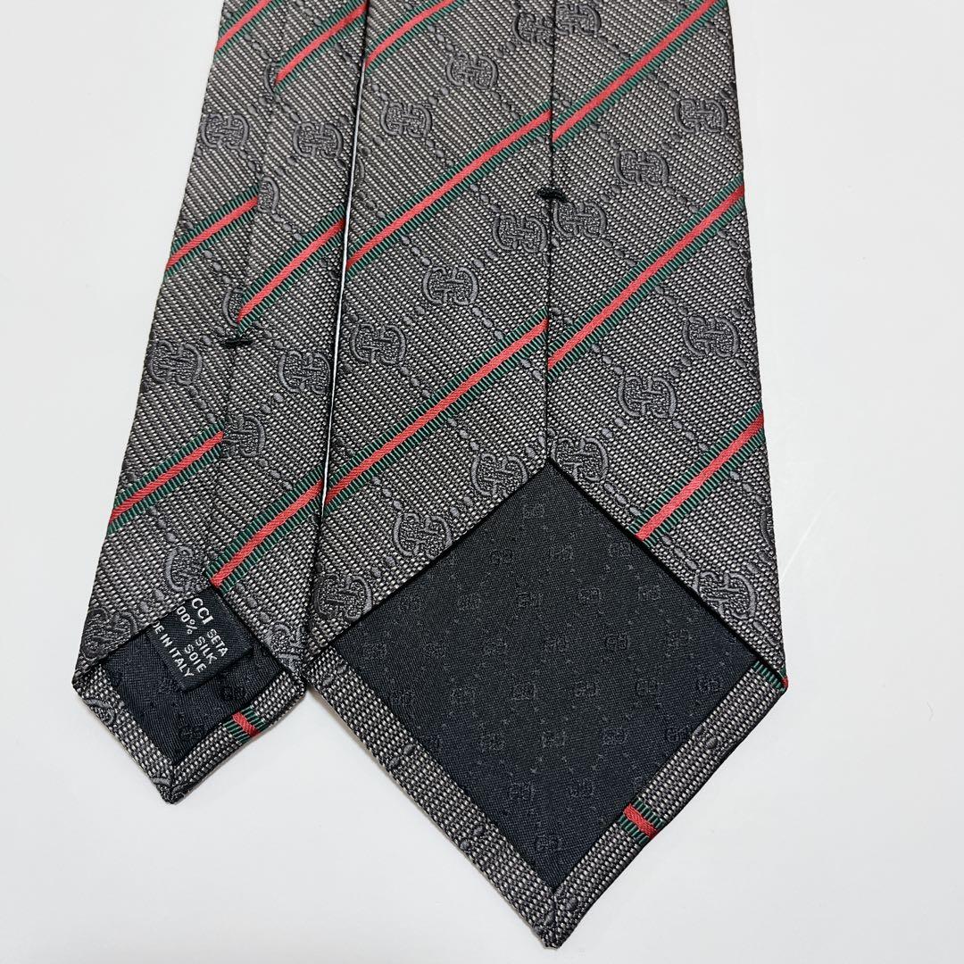 新品未使用 グッチ ネクタイ ハイブランド GG柄 インターロッキング 光沢