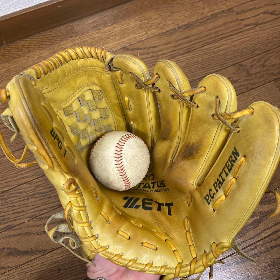 【即戦力・良型】ZETT（ゼット） 硬式・投手用〈グローブ袋付〉