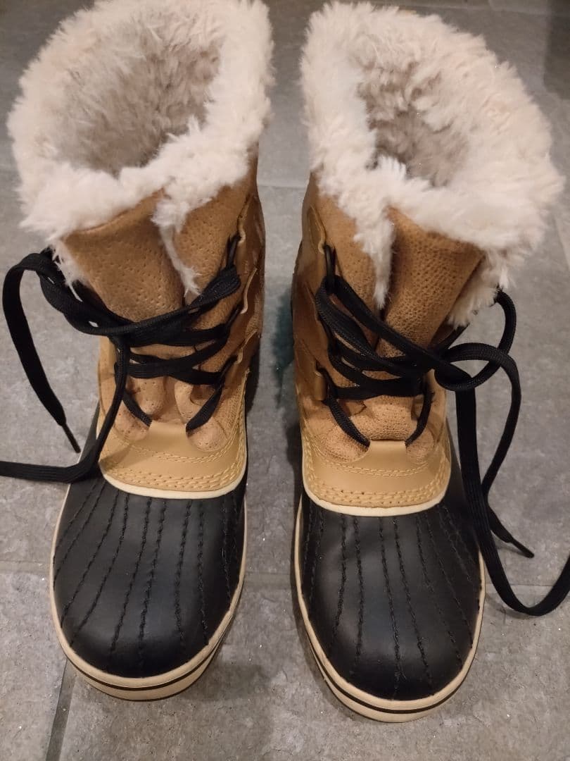 【最終価格】【美品】SOREL 防水ブーツ ベージュ/ブラック