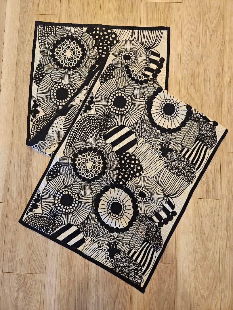 marimekko　テーブルランナー