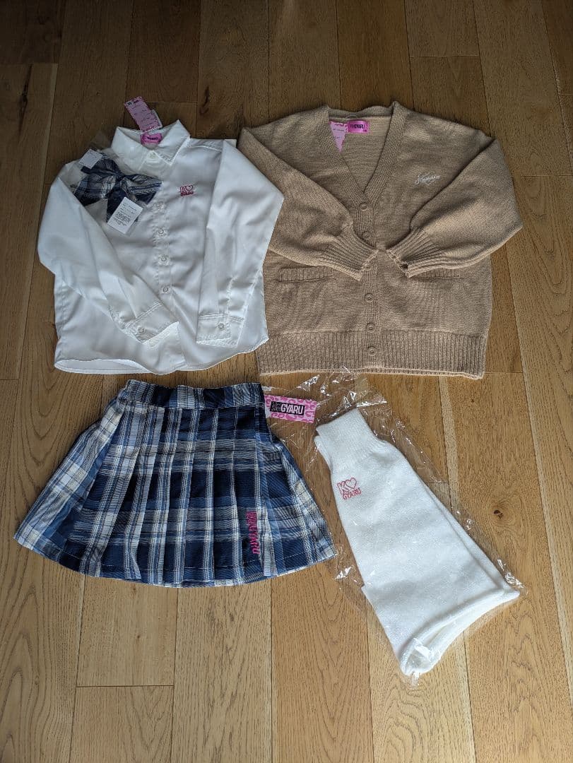 【未使用】バースデー コギャル KOGYARU 制服 130 レッグウォーマー