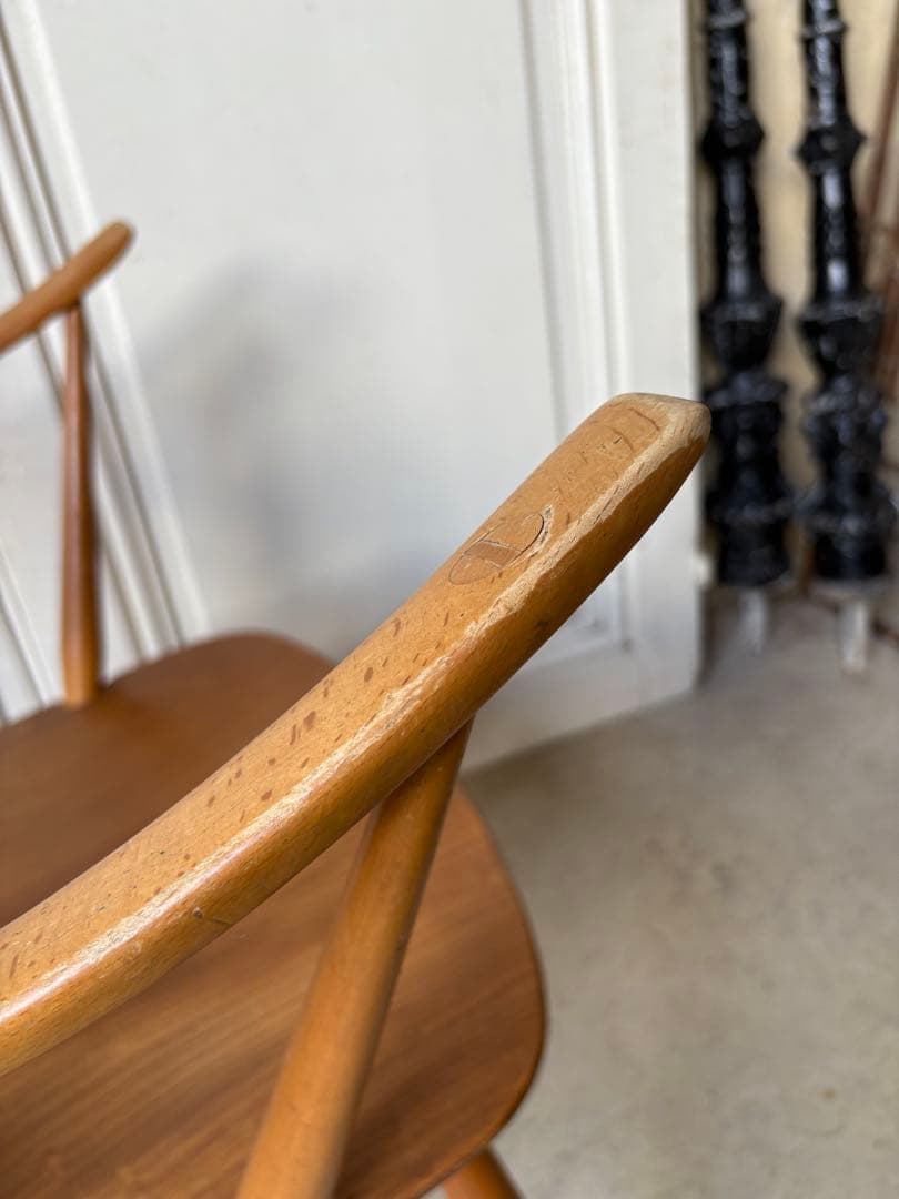 アーコール　カウホーン ラダーバックチェア