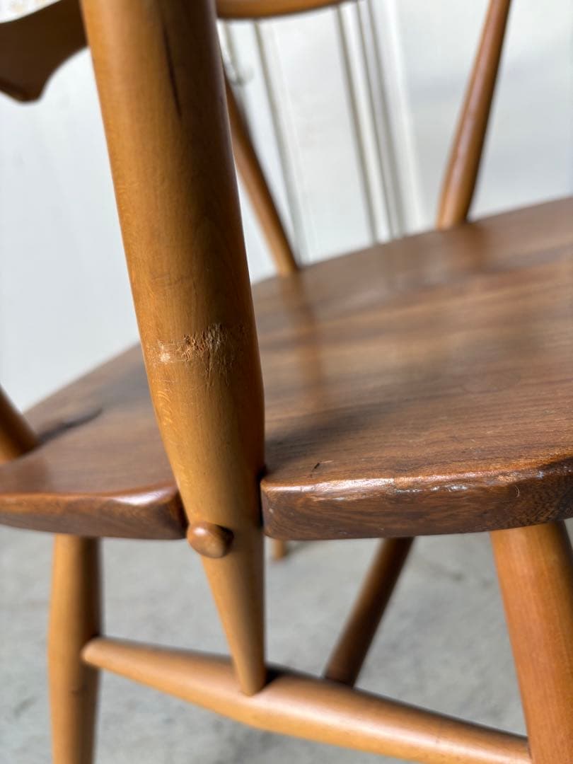 アーコール　カウホーン ラダーバックチェア