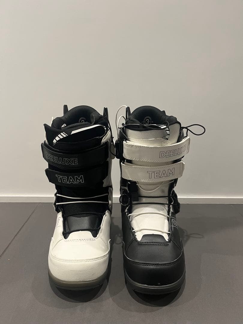DEELUXE TEAM スノーボードブーツ ホワイト/ブラック