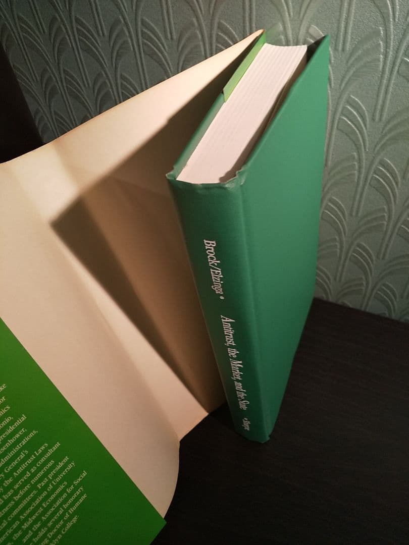 〈洋書〉反トラスト、市場、そして国家：ウォルター・アダムスの貢献