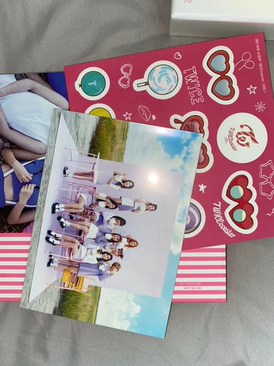 TWICEアルバム、ミニアルバム、日本シングル