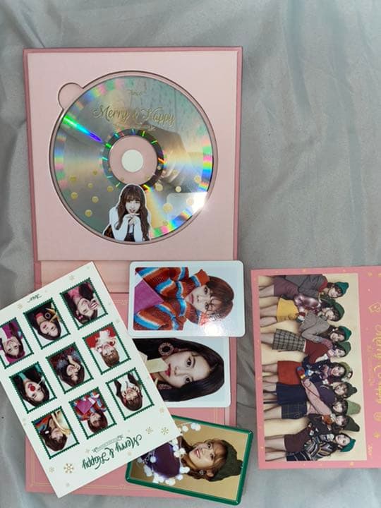 TWICEアルバム、ミニアルバム、日本シングル