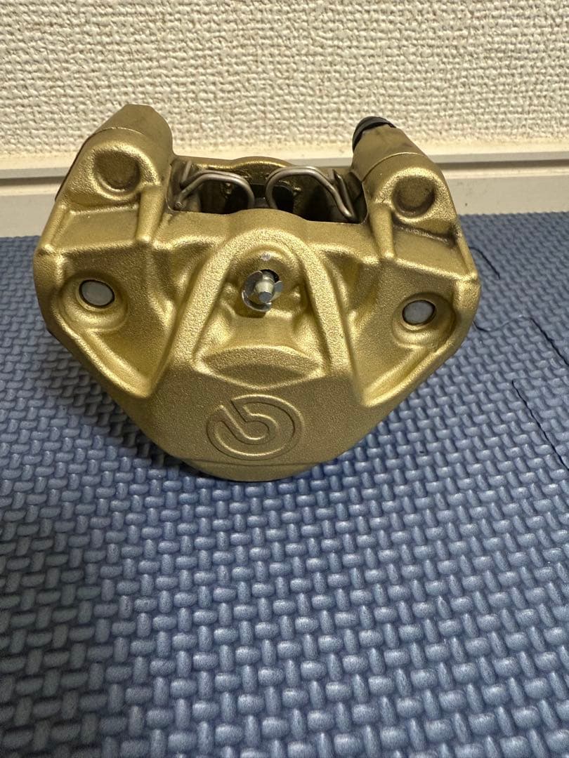 ブレンボ カニキャリパー 新カニ ブレンボキャリパー