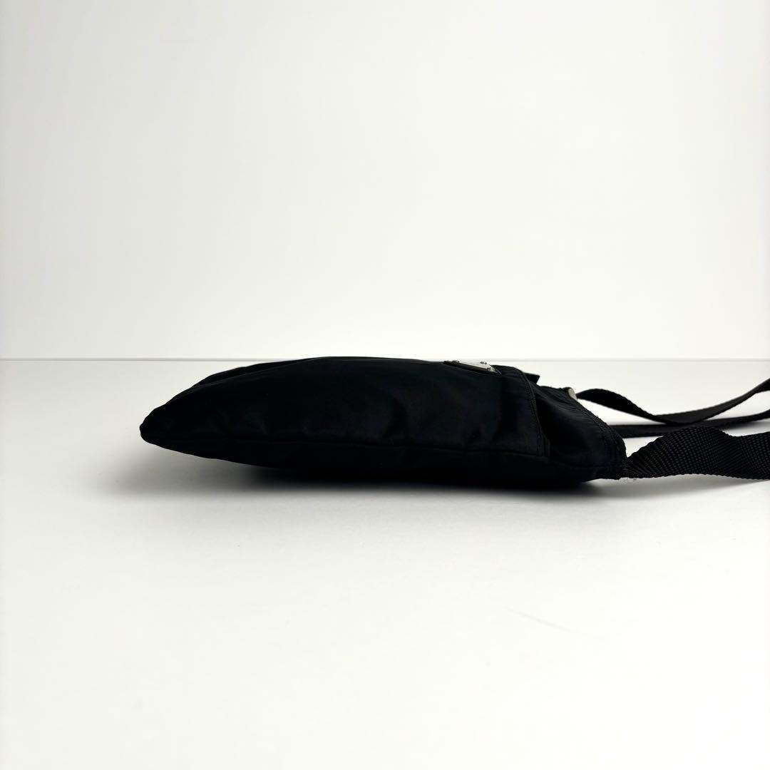 極美品 PRADA プラダ ミニショルダーバッグ サコッシュ ナイロン レザー