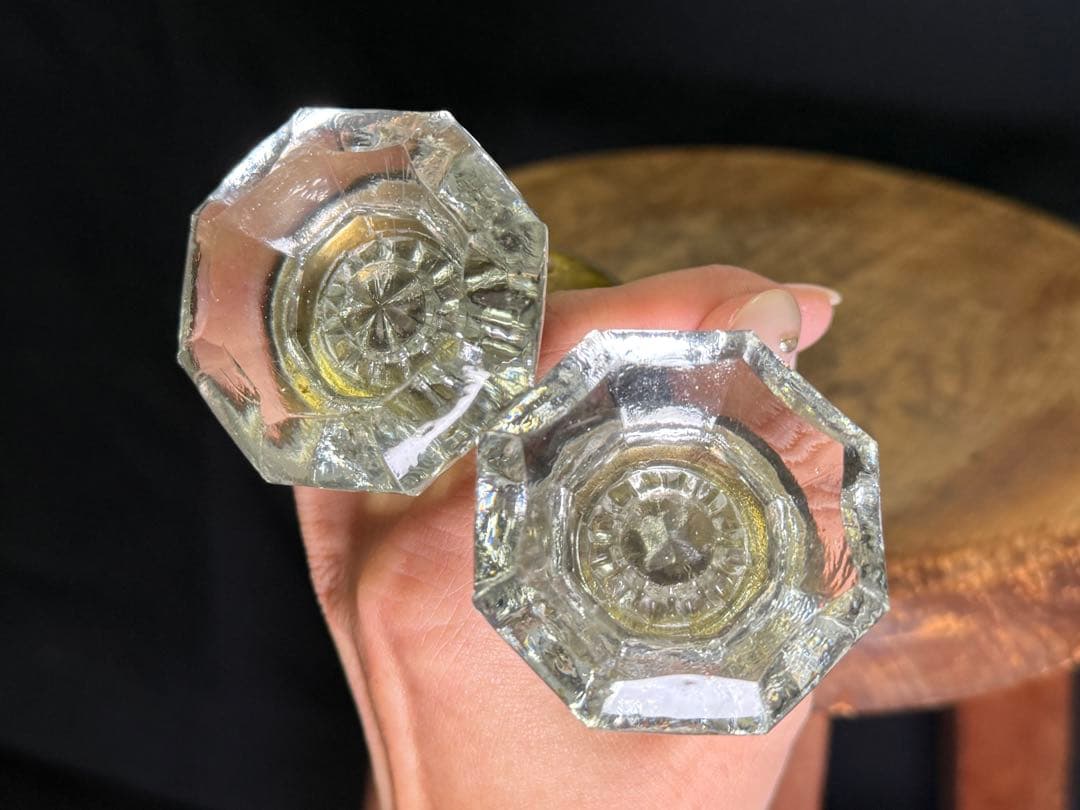 時代 アンティーク ガラス ドアノブ 2点 真鍮 硝子 ブラックライト反応