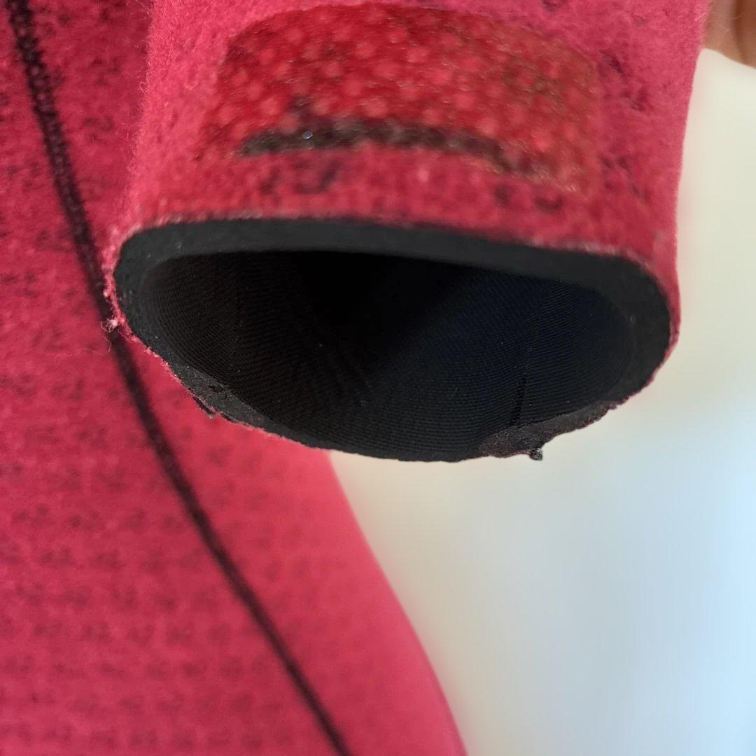 ウエットスーツ（セミドライ、フルスーツ）５ミリ×3ミリ、Ｌ〜XLサイズ