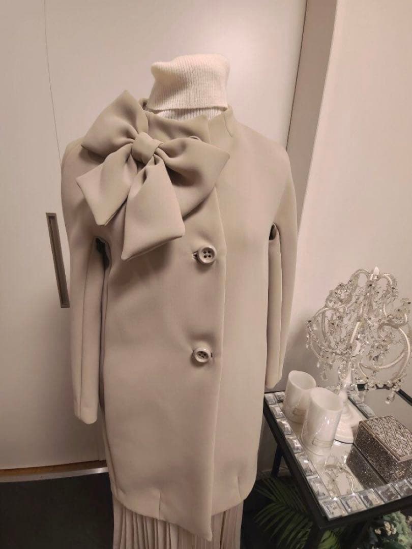 1/23お値下げkate spade♠︎美品ノーカラーリボンコート