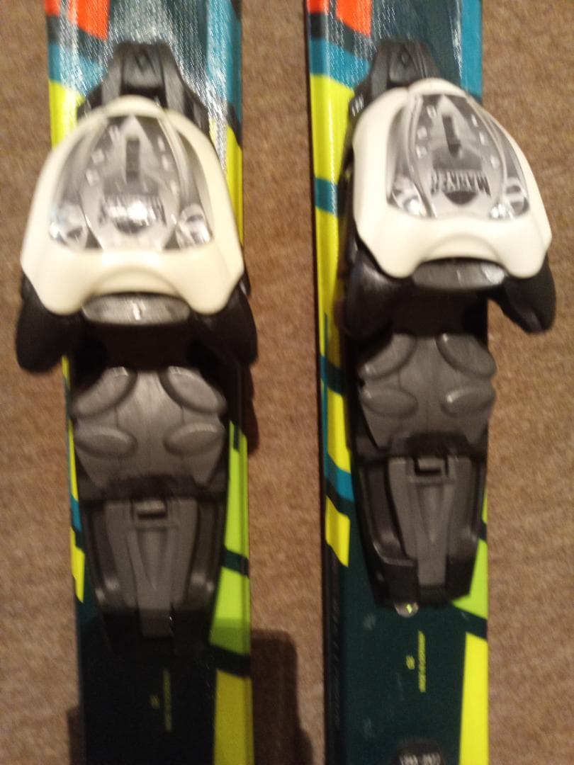 ブーツも販売中　VÖLKL RACE TIGER 130 スキー板 SL