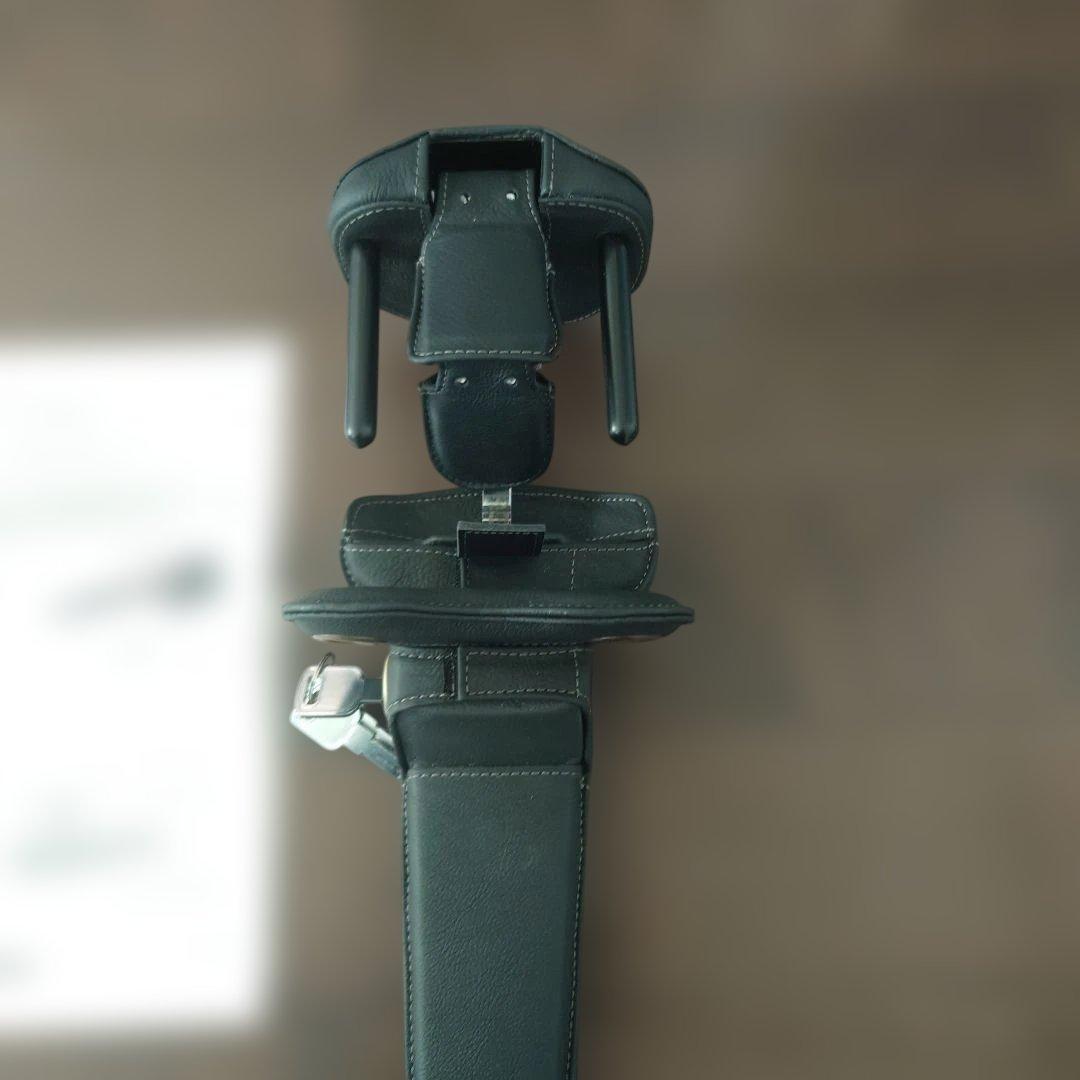 TOM'S ステアリングロック ブラック