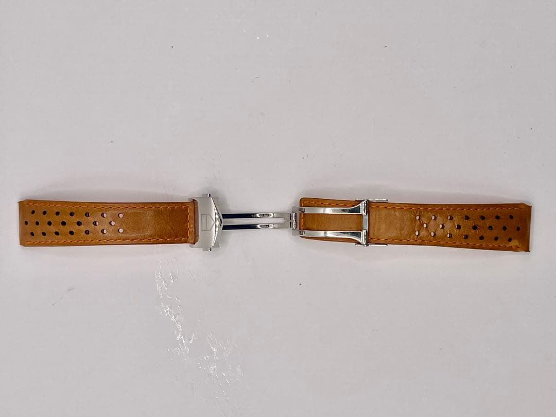 訳アリ　タグ・ホイヤー カレラ 20mm ブラウンレザー パンチング　ストラップ